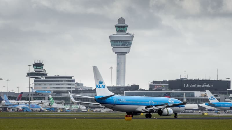 Les Pays-Bas poursuivent leurs plans de réduction des vols à Amsterdam-Schiphol