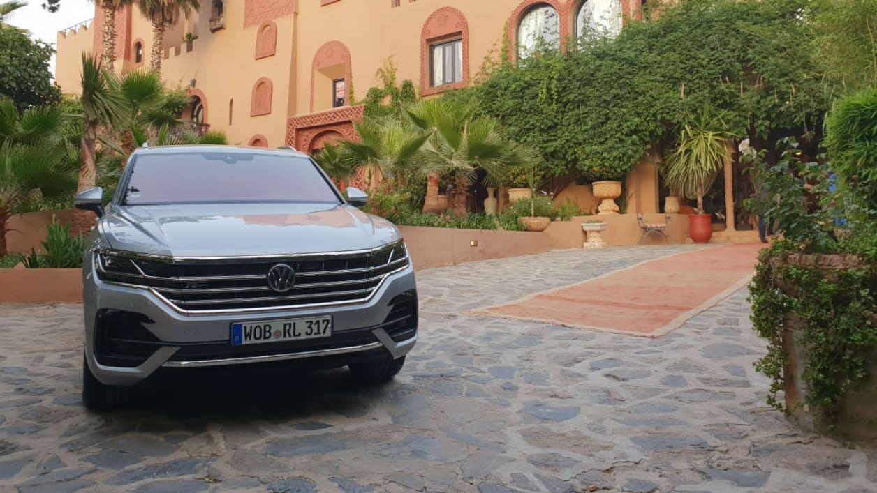Au royaume des technologies embarquées, ce nouveau Touareg se fait une place de roi au sein du groupe Volkswagen. Au royaume des technologies embarquées, ce nouveau Touareg se fait une place de roi au sein du groupe Volkswagen.
