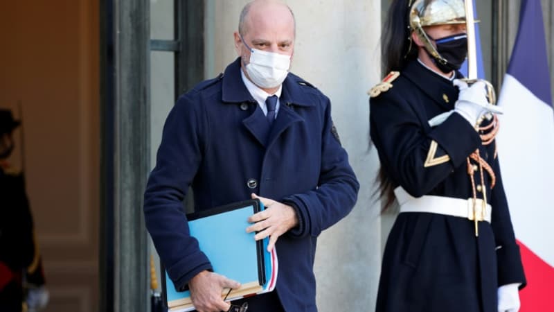 De chouchou à cancre du gouvernement, la descente aux enfers de Jean-Michel Blanquer