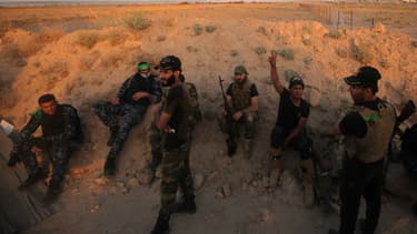 Les forces pro-gouvernementales irakiennes se dirigent vers Fallouja, afin de reprendre la ville à Daesh, le 23 mai 2016.