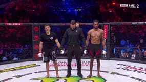 Primus et Barnaoui lors du co-main event du Bellator Paris à Bercy, 12 mai 2023