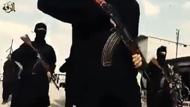 Les combattants de l'Etat islamique toucheraient entre 50 et 400 dollars en fonction de leur rang.