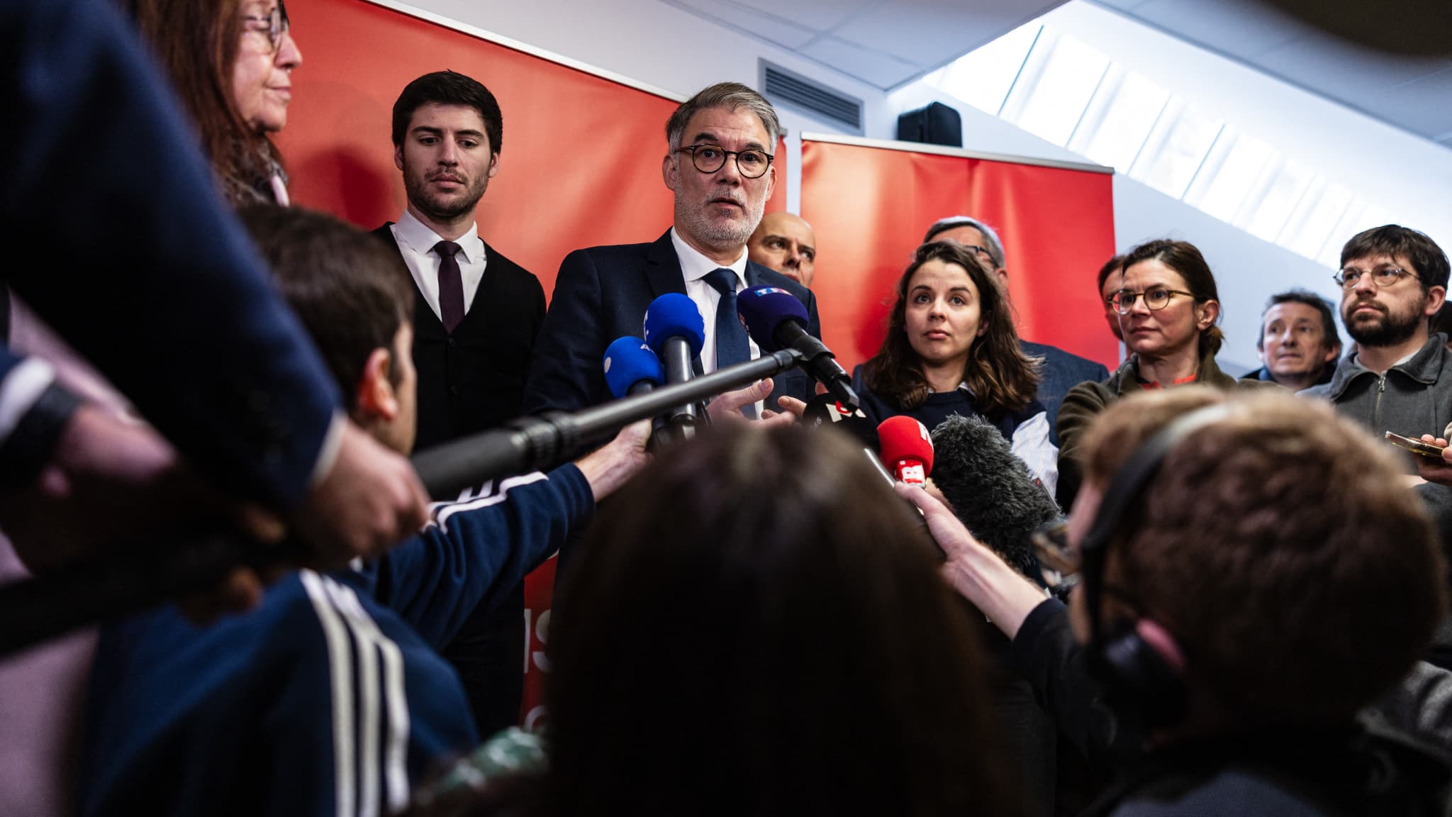 "Pas d'accord national mais des particularités locales": comment le PS définit sa stratégie vis à vis de... Kép