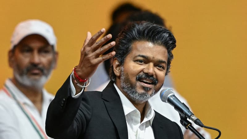 La star de Bollywood Vijay investie à la tête de l'exécutif d'un état du sud de l'Inde