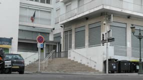 Des charges explosives ont été retrouvées devant plusieurs bâtiments publics à Bastia, le 1er avril. 