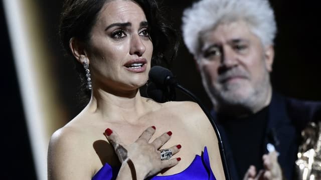 L'émotion de Penelope Cruz, recevant un César d'honneur.