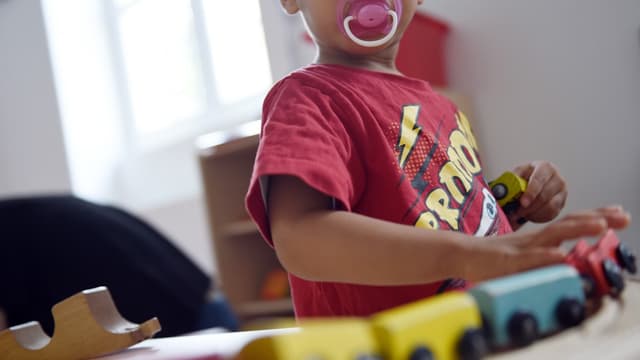 Un enfant qui joue. (photo d'illustration)
