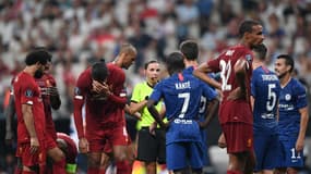 Liverpool a soulevé son premier trophée de la saison jeudi soir.