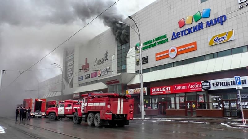 Un centre commercial a pris feu à Kemerovo, une ville industrielle de Sibérie