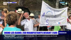 Digne-les-Bains: manifestation devant l'ARS contre la vaccination obligatoire