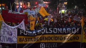 Des dizaines de milliers de personnes ont à nouveau manifesté samedi dans plusieurs villes du Brésil contre le président Jair Bolsonaro 