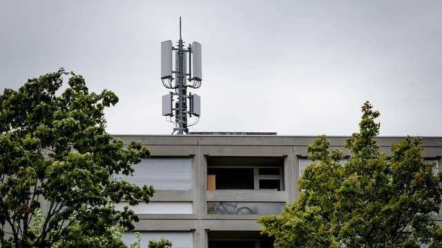 Une antenne 5g.