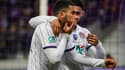 Zakaria ABOUKHLAL du Toulouse FC célèbre son but lors du match de quart de finale de la Coupe de France entre Toulouse et Rodez au Stadium Municipal le 1er mars 2023 à Toulouse, France.