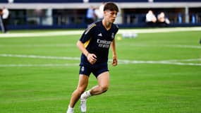 Arda Güler à l'entraînement avec le Real Madrid, en juillet 2023.
