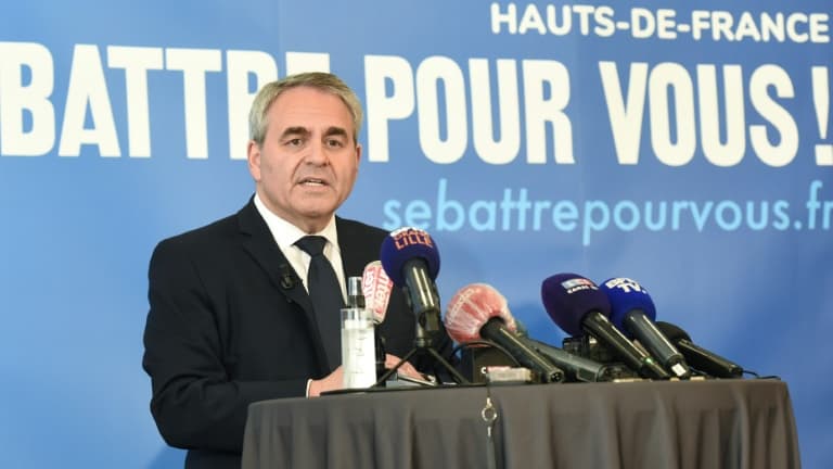 Xavier Bertrand, président de la région Hauts-de-France, durant un meeting à Maubeuge, le 3 mai 2021