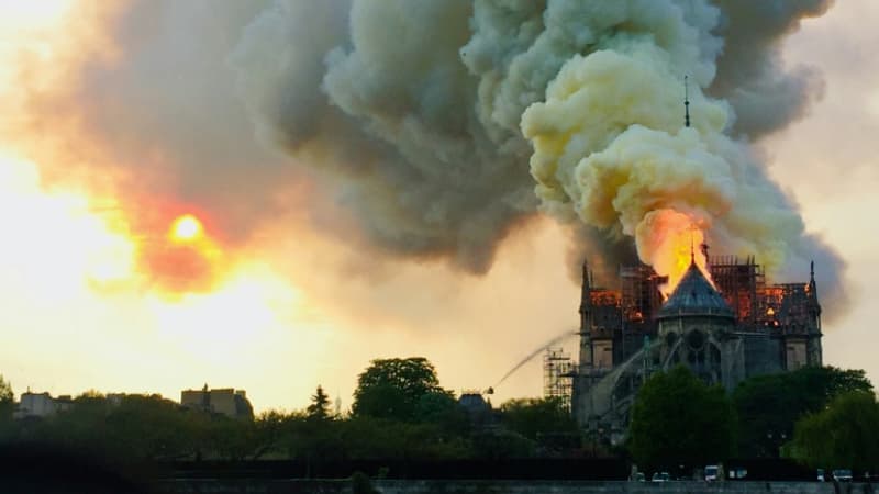 Notre-Dame de Paris: une plainte déposée contre X pour mise en danger de la vie d'autrui