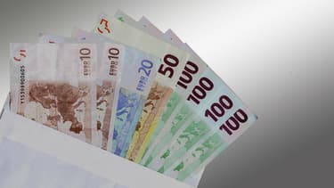 La Finlande a fixé le revenu d'expérimentation à 560 euros.