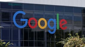 Google devient une filiale à 100% d'Alphabet, dirigée par ses co-fondateurs Larry Page and Sergey Brin.