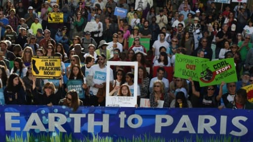Marche en faveur d'engagements fermes contre le réchauffement climatique le 29 novembre 2015 à Los Angeles