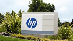 HP a annoncé dans le même temps une charge de 8 milliards de dollars sur ses comptes du trimestre écoulé.