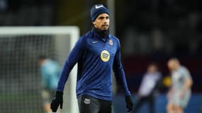 Ronald Araujo avec le Barça en 2024.