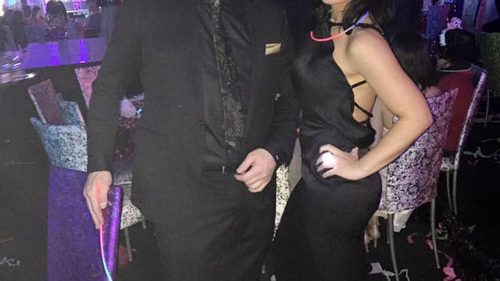 Thomas Gravesen et Kamila Persse dans leur nouveau lieu de vie préféré : le casino. Thomas Gravesen et Kamila Persse dans leur nouveau lieu de vie préféré : le casino.