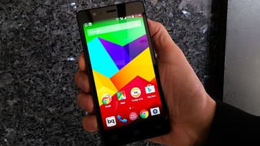 BQ veut convertir la France et l'Europe à l'Aqueris E5 4G, son smartphone "low cost"