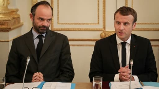 Emmanuel Macron et Édouard Philippe lors d'une réunion à l'Élysée, le 30 octobre 2017