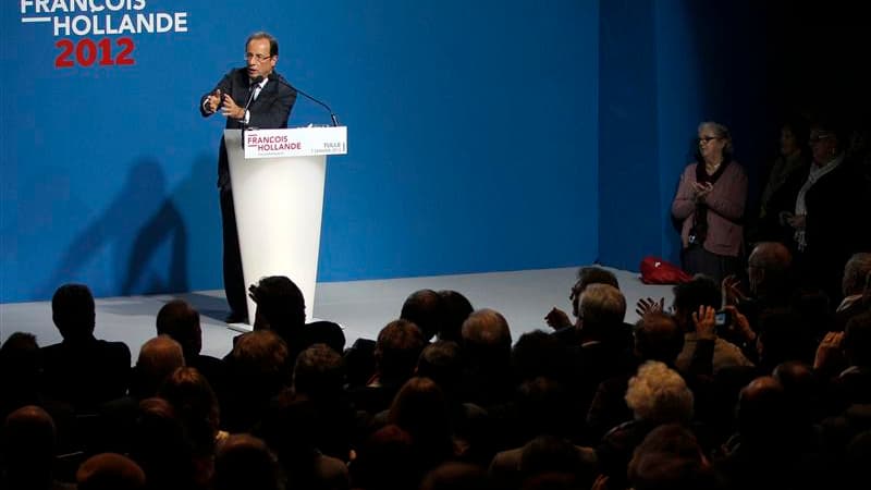 François Hollande présente ses voeux aux Corréziens, samedi. Lors d'un meeting dans la soirée à Tulle, sur ses terres électorales locales, le candidat socialiste à la présidentielle a mis en garde contre la tentation pour un électorat populaire de se tour