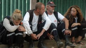 Quatre membres de l'association Arche de Zoé