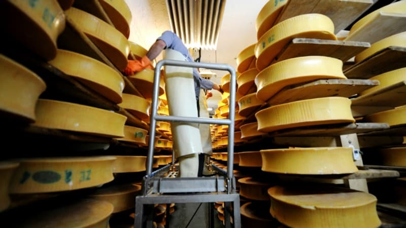 Royaume-Uni: des escrocs se font passer pour un grossiste français et volent 22 tonnes de cheddar de luxe