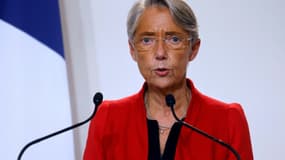 La ministre du Travail  Elisabeth Borne le 12 novembre 2020 à Paris