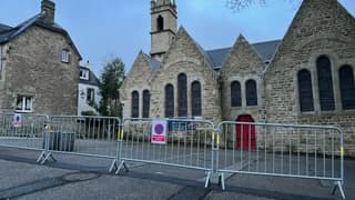 L'église Saint-Joseph à La Trinité-sur-Mer (Morbihan) où vont se dérouler les obsèques de Jean-Marie Le Pen ce samedi 1 janvier