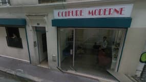 C'est dans ce salon de coiffure du nord de Paris que le jeune homme a été tué.