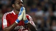 Le gardien marseillais a encaissé 3 buts à Valenciennes samedi (3-2)... Peu rassurant avant de défier le Real Madrid sur sa pelouse mercredi.