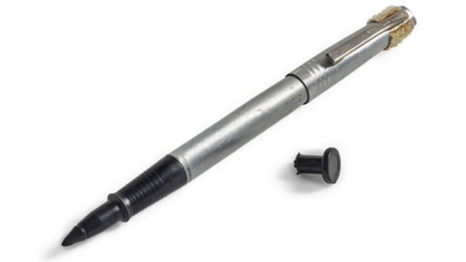 Le disjoncteur défectueux qui a failli mettre fin à la mission Apollo 11, et le stylo de Buzz Aldrin
Le disjoncteur défectueux qui a failli mettre fin à la mission Apollo 11, et le stylo de Buzz Aldrin