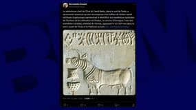 Capture d'écran du compte X de @NarudaaArnaud. Sur l'image, on aperçoit des symboles Indus aujourd'hui encore indéchiffrables par les chercheurs et scientifiques du monde entier.