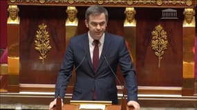 Olivier Véran à l'Assemblée nationale le 3 janvier 2022.