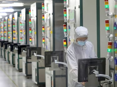 Une usine chinoise de semi-conducteurs à Nantong.