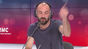 Julien Perez a traversé la Manche à la nage en 13h : "J'ai traversé un banc de méduses et j'ai été brûlé entre 10 et 15 fois"