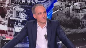 Le leader de Place publique, Raphaël Glucksmann, invité de BFMTV, le dimanche 9 mars 2025
