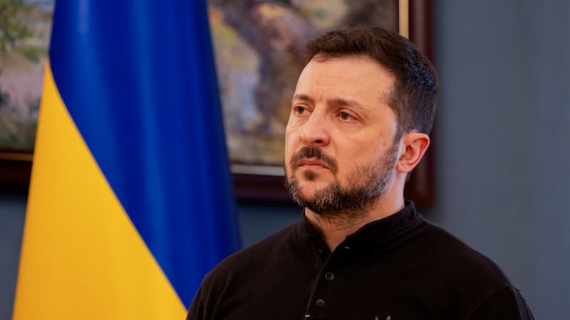 Ukraine: Zelensky prêt à quitter 