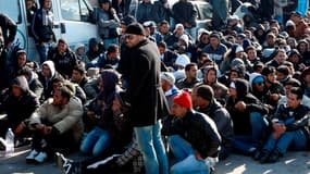 La France bloque un convoi de migrants tunisiens venant d’Italie : « Risque de trouble à l’ordre public » ou « volonté manifeste de fermer les frontières » ?