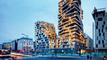 La tour Home a été inaugurée le 5 juin 2015.