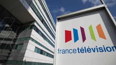 La cour des comptes a sévèrement critiqué la gestion du groupe audiovisuel public