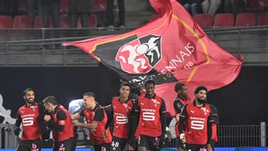Les Rennais célèbrent un but contre Monaco en Ligue 1, le 22 novembre 2025