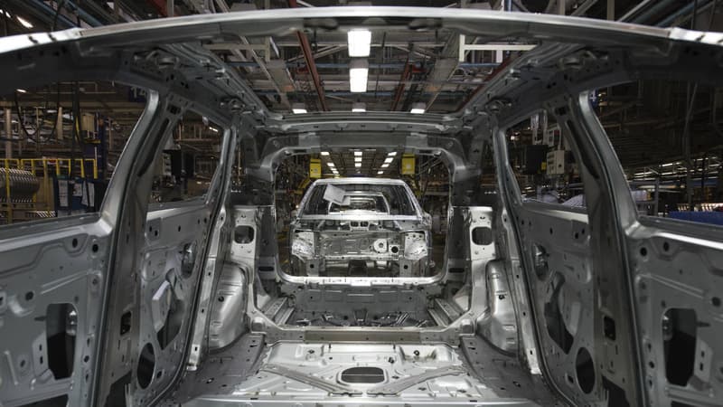Le délocalisation de certains modèles de Peugeot va participer à la baisse de la production en France l'an prochain.