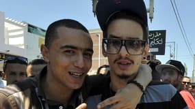 Le rappeur tunisien Emino (à droite) et son ami le rappeur Weld El 15 en juin 2013.