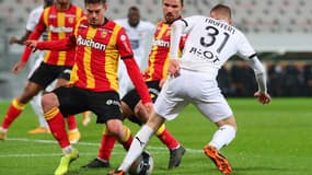 Lens