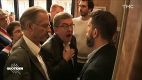 Perquisitions au siège de La France Insoumise: trois policiers bousculés&nbsp;envisagent de porter plainte